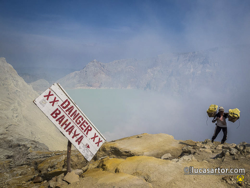 Kawah Ijen - Indonesia