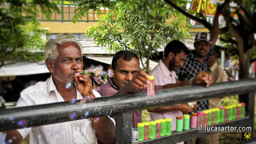 Sri Lanka - Bubbles